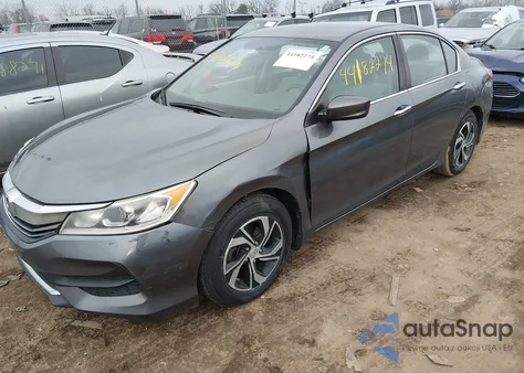 2016 Honda Accord Lx z USA, uszkodzony, nr VIN 1HGCR2F34GA195090